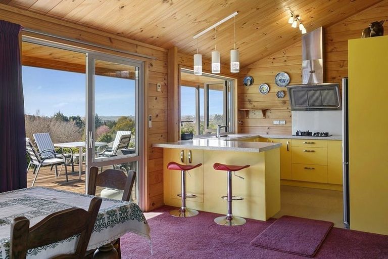 Photo of property in 18 Glen Mohr, Acacia Bay, Taupo, 3385