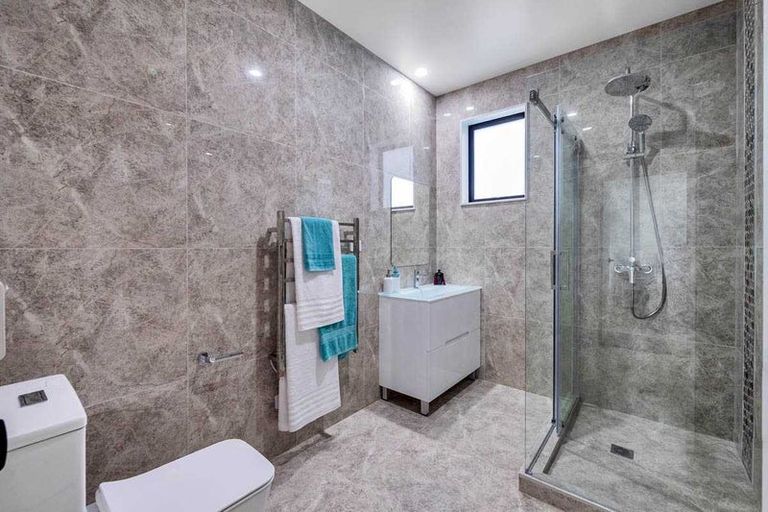 Photo of property in 243 Swanson Road, Henderson, Auckland, 0610