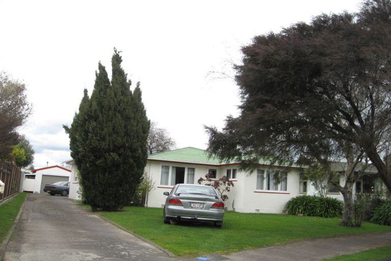 Photo of property in 7 Chester Crescent, West End, Palmerston North, 4410