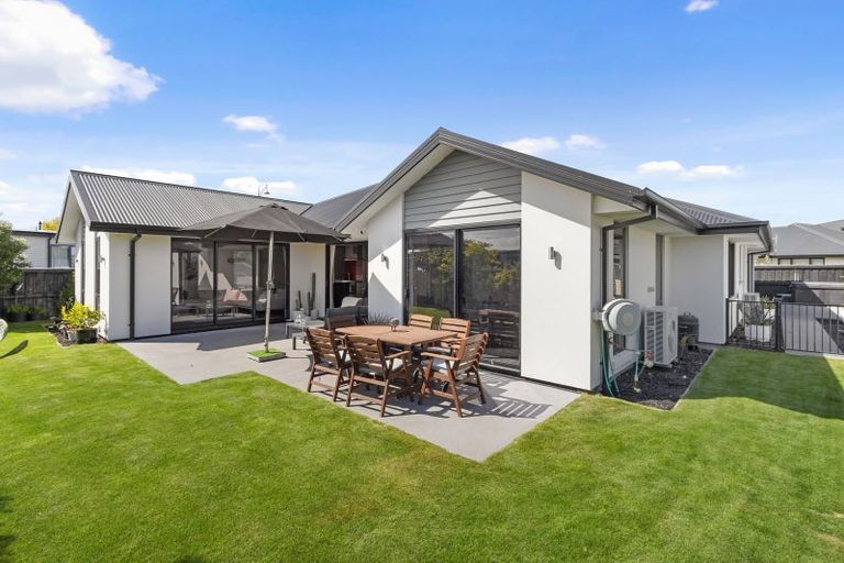 Photo of property in 2 Saxby Lane, Halswell, Christchurch, 8025