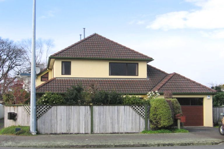 Photo of property in 632 Ferguson Street, Terrace End, Palmerston North, 4410