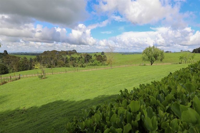 Photo of property in 145 Hall Road, Rangiriri, Te Kauwhata, 3782