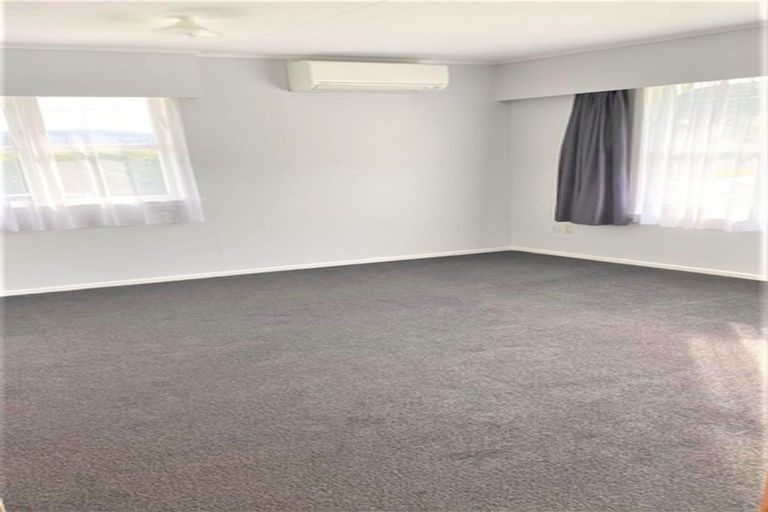 Photo of property in 12/11 Glen Alice Grove, Naenae, Lower Hutt, 5011