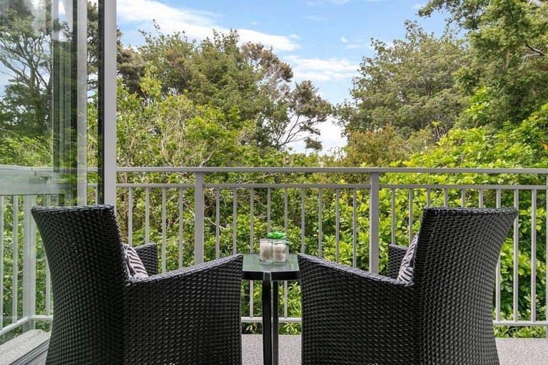 Photo of property in 15/13 Kaihu Street, Northcote, Auckland, 0627