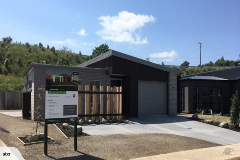 Photo of property in 61 Pakanga Grove, Pyes Pa, Tauranga, 3112