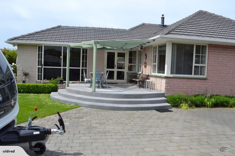 Photo of property in 11 Emlyn Place, Avondale, Christchurch, 8061