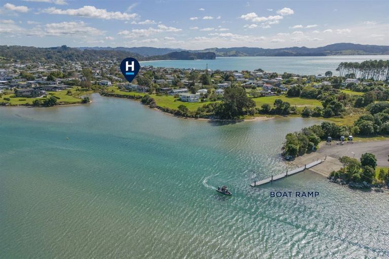 Photo of property in 63 Oyster Drive, Cooks Beach, Whitianga, 3591