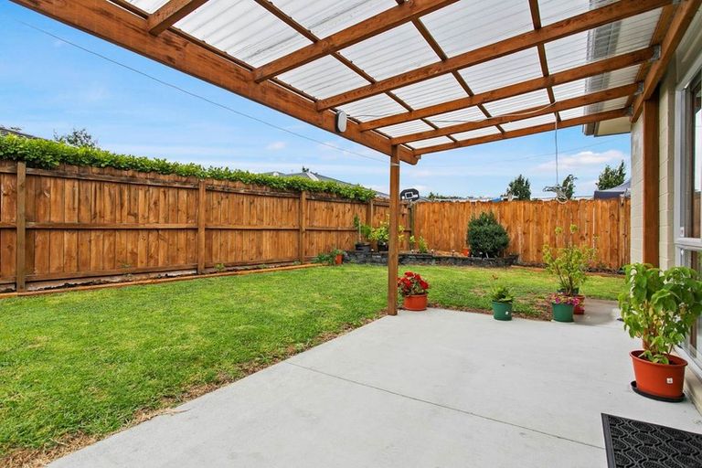 Photo of property in 35 Arion Road, Takanini, 2112