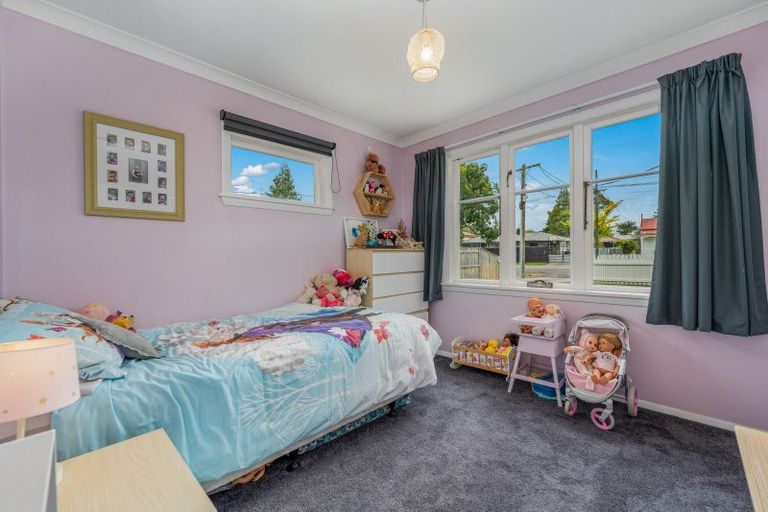 Photo of property in 33 Camden Street, Feilding, 4702