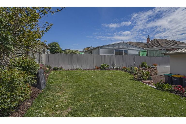 Photo of property in 2/92 Arthur Street, Seaview, Timaru, 7910