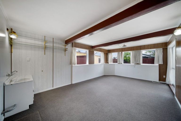 Photo of property in 26 Ewbank Place, Manurewa, Auckland, 2102