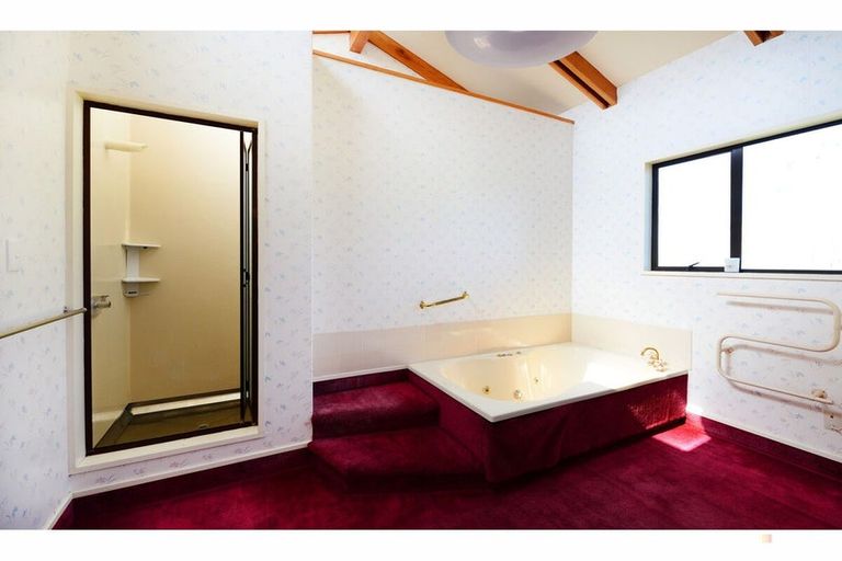 Photo of property in 20 Allan Street, Waimate, 7924