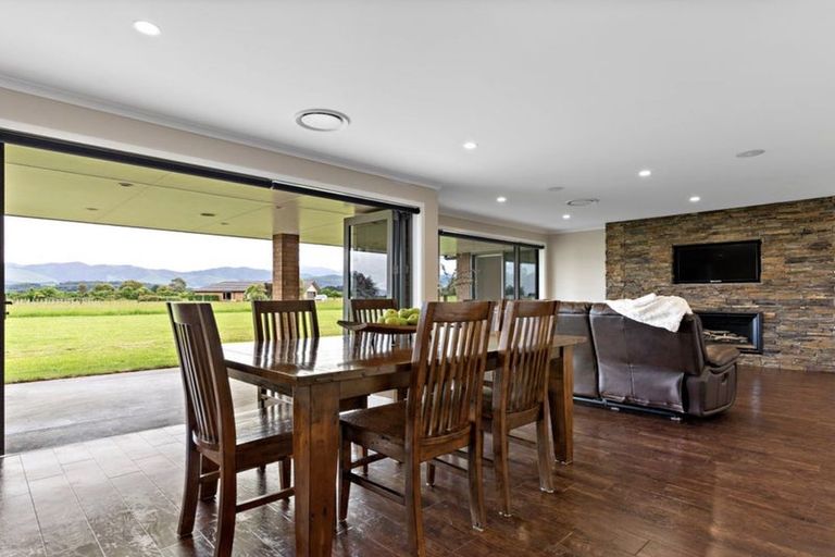 Photo of property in 65 Andersons Line, Clareville, Carterton, 5713