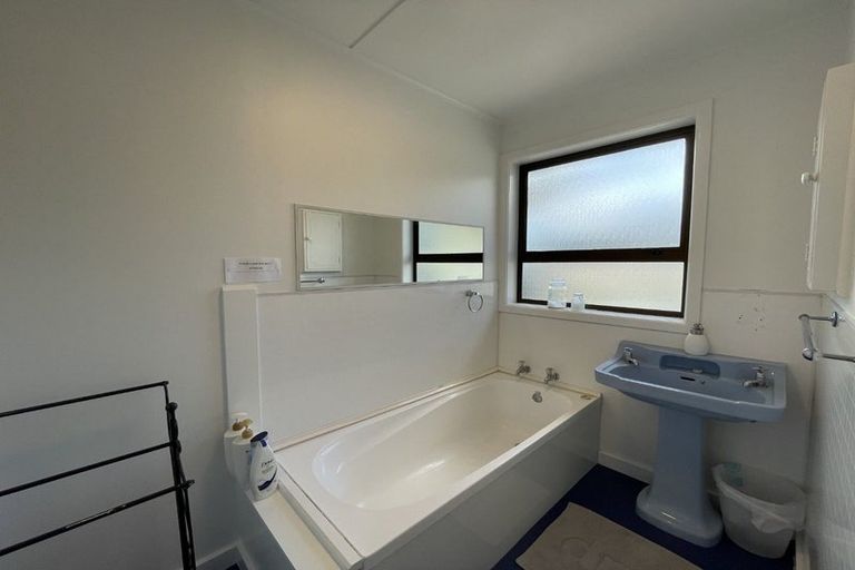 Photo of property in 117 Taradale Road, Onekawa, Napier, 4110