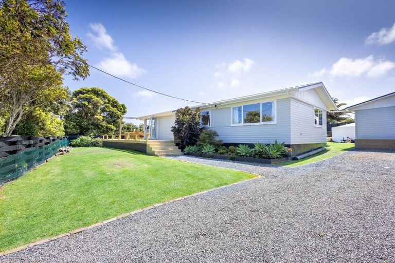 Photo of property in 3 Bayly Street, Baylys Beach, Dargaville, 0377