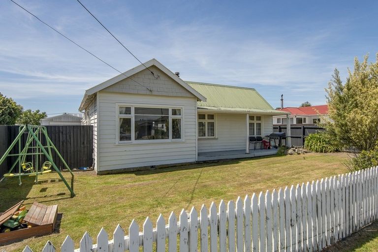 Photo of property in 10 Wilson Street, Islington, Christchurch, 8042