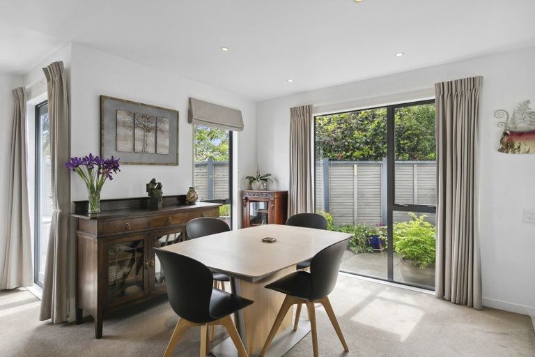 Photo of property in 42b Glamis Avenue, Strathmore Park, Wellington, 6022