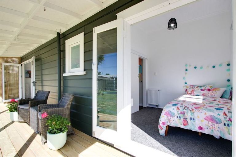 Photo of property in 48 Latham Street, Napier South, Napier, 4110