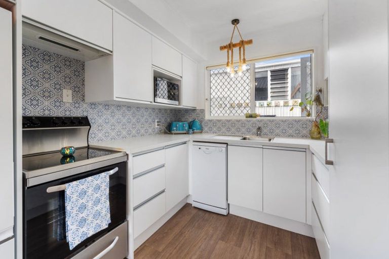 Photo of property in 54 Jonathon Street, Brookfield, Tauranga, 3110