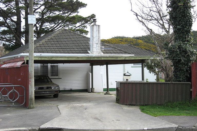 Photo of property in 20 Mckay Street, Wainuiomata, Lower Hutt, 5014
