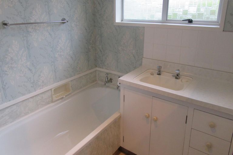 Photo of property in 12b Paul Street, Waimate, 7924