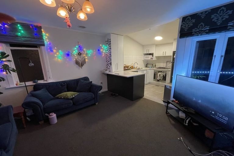 Photo of property in 83 Roxburgh Street, Mount Victoria, Wellington, 6011