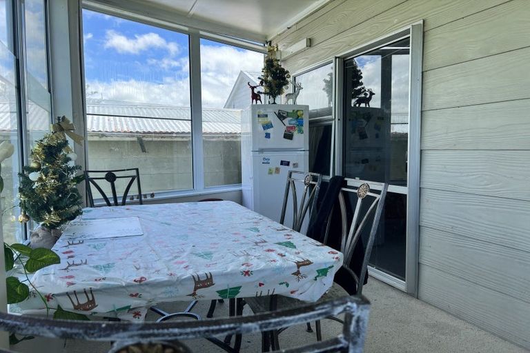 Photo of property in 18 Denmark Street, Dannevirke, 4930