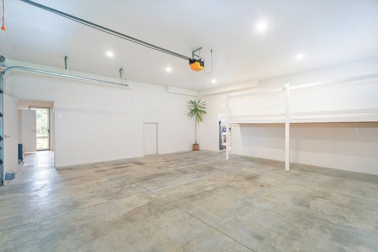 Photo of property in 141 Everitt Crescent, Whangamata, 3620