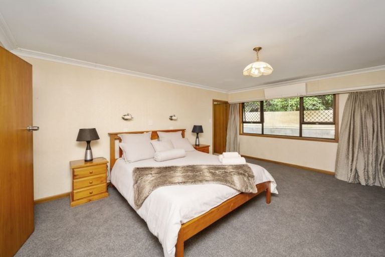 Photo of property in 53h Doralto Road, Frankleigh Park, New Plymouth, 4310