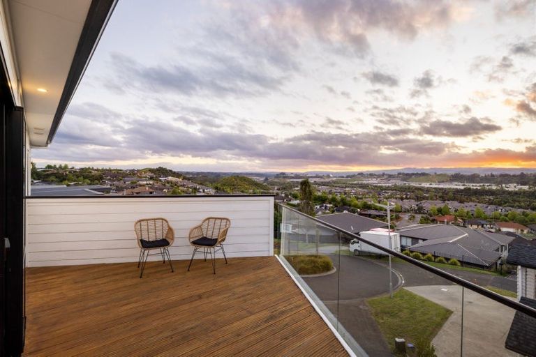 Photo of property in 18 Gyle Place, Pyes Pa, Tauranga, 3112