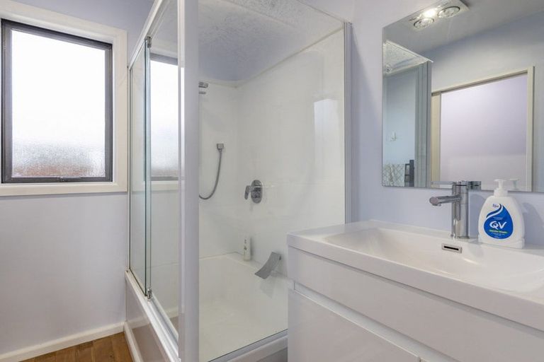 Photo of property in 76 Balrudry Street, Avonhead, Christchurch, 8042