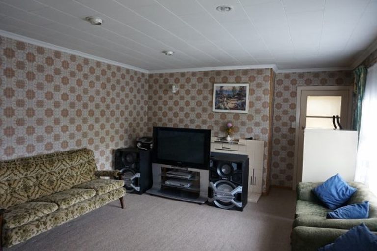 Photo of property in 12 Solway Avenue, Ilam, Christchurch, 8041