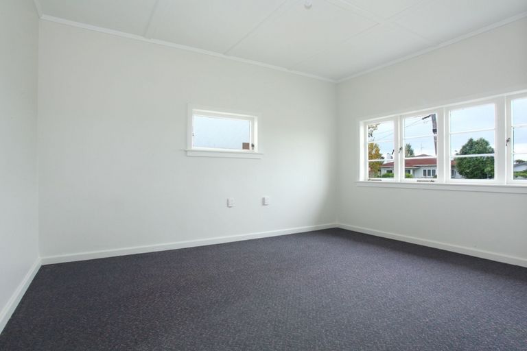 Photo of property in 1 Darley Street, Maeroa, Hamilton, 3200