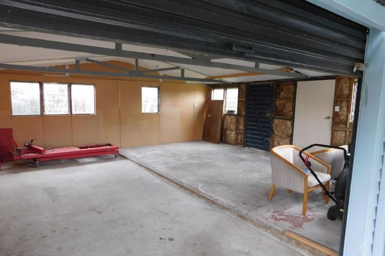 Photo of property in 6 Knight Place, Pomare, Rotorua, 3015