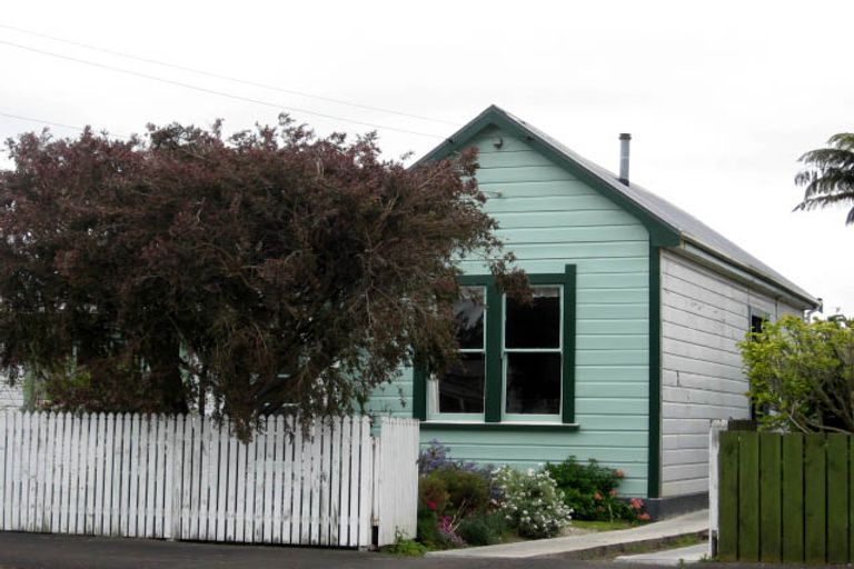 Photo of property in 13 Liverpool Street, Whanganui, 4500