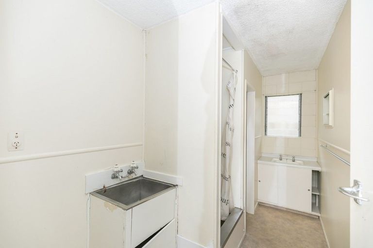 Photo of property in 20 Te Aroha Street, Hamilton East, Hamilton, 3216