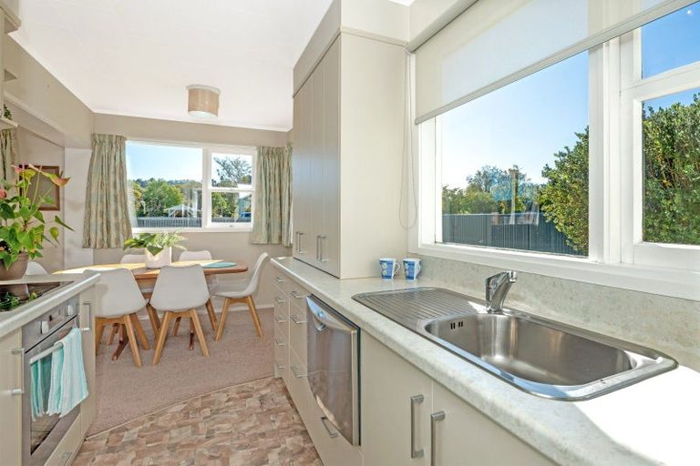 Photo of property in 69 Iranui Road, Inner Kaiti, Gisborne, 4010