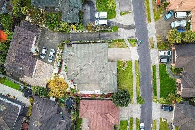 Photo of property in 4 Stornaway Drive, Flat Bush, Auckland, 2016