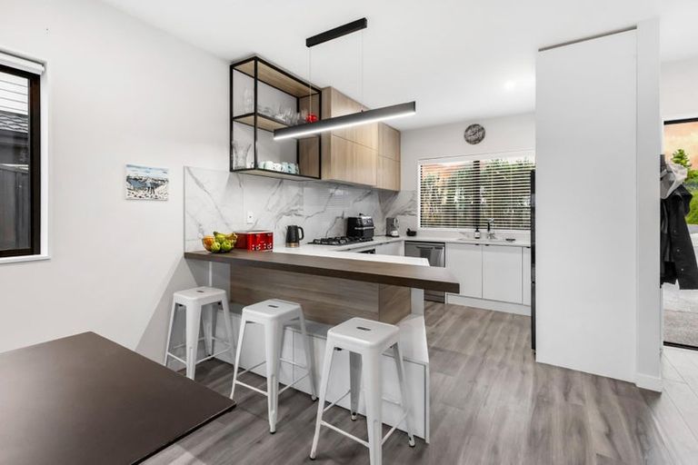 Photo of property in 45 Baumea Rise, Massey, Auckland, 0614