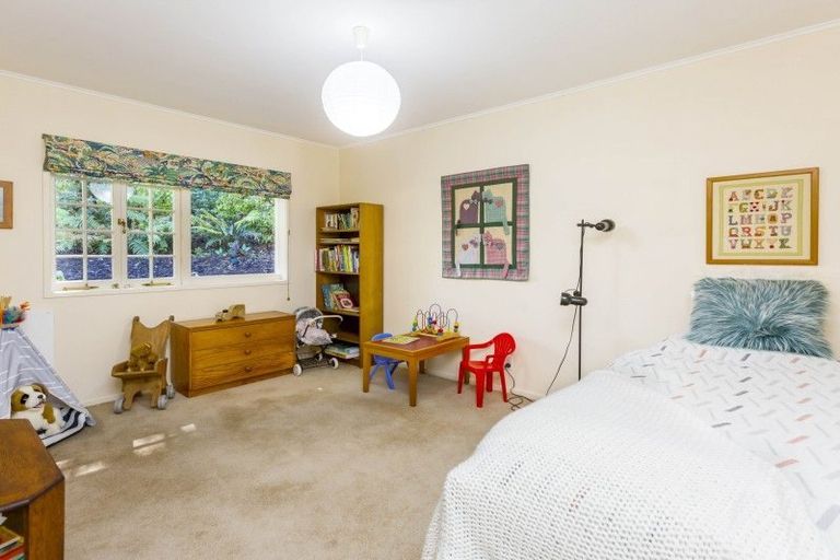 Photo of property in 23 Crest Road, Akatarawa, Upper Hutt, 5372