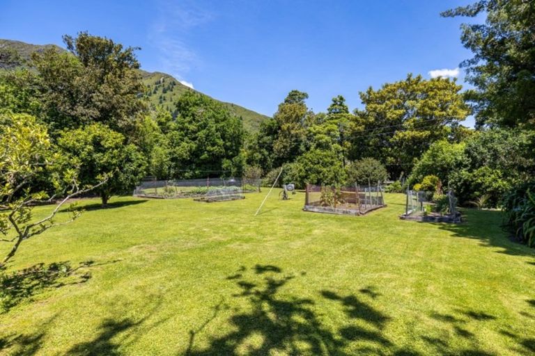 Photo of property in 531 Clova Bay Road, Totaranui, Picton, 7282