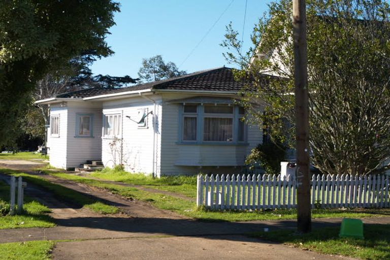 Photo of property in 36 Rosella Road, Mangere East, Auckland, 2024