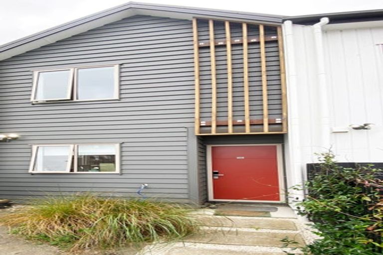 Photo of property in 140 Battalion Drive, Papakura, 2110