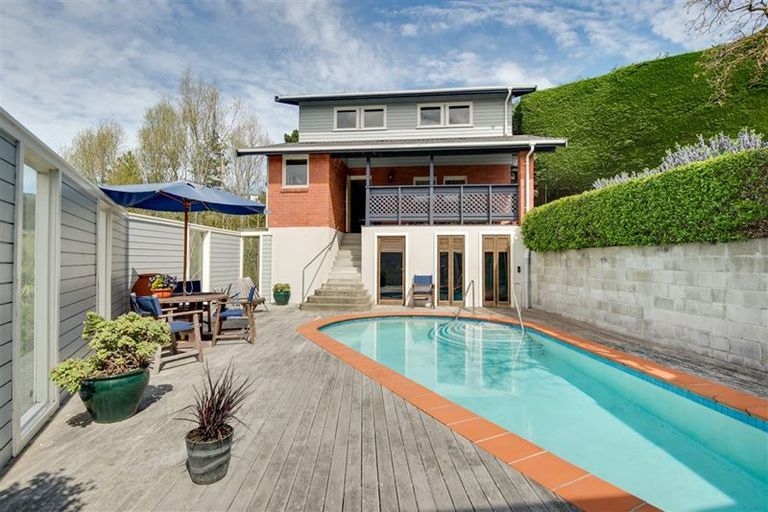 Photo of property in 119 Huntsbury Avenue, Huntsbury, Christchurch, 8022