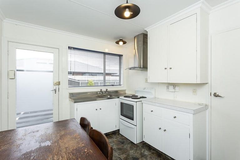 Photo of property in 150b Bay View Road, South Dunedin, Dunedin, 9012