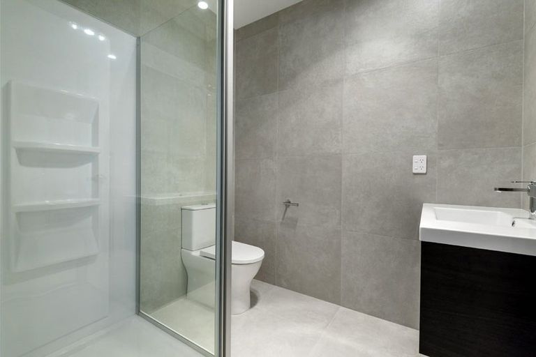 Photo of property in 6 Verde Lane, Rosehill, 2113