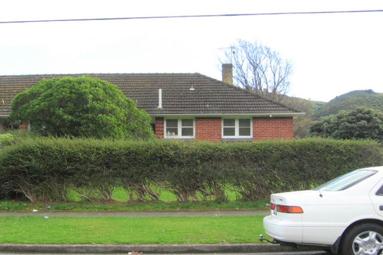 Photo of property in 39 Farmer Crescent, Taita, Lower Hutt, 5011