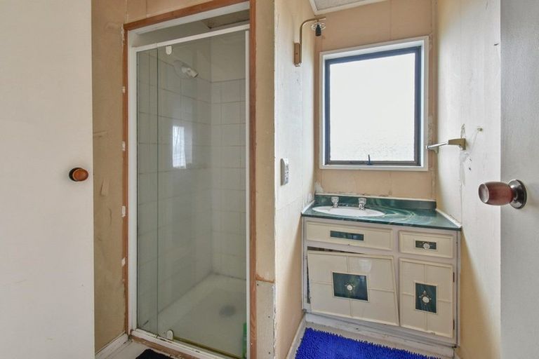 Photo of property in 1 Lansdown Avenue, Papatoetoe, Auckland, 2025