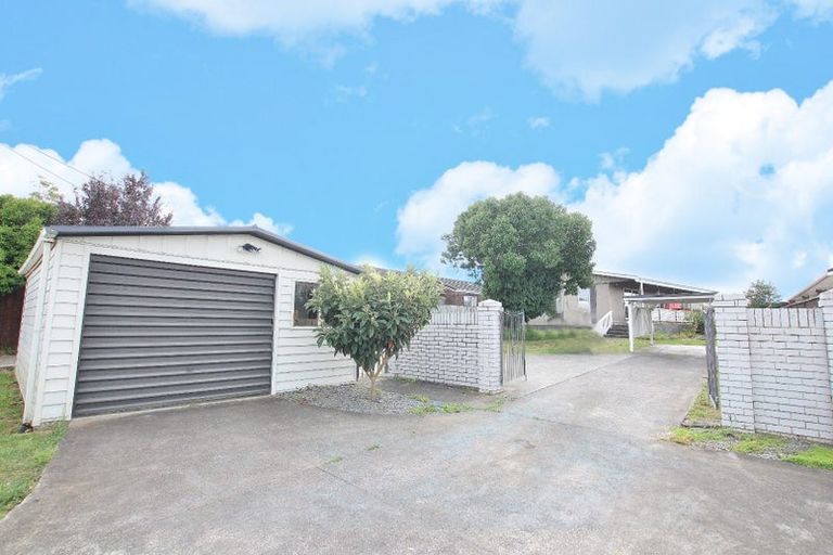 Photo of property in 366 Main Road, Huapai, Kumeu, 0810