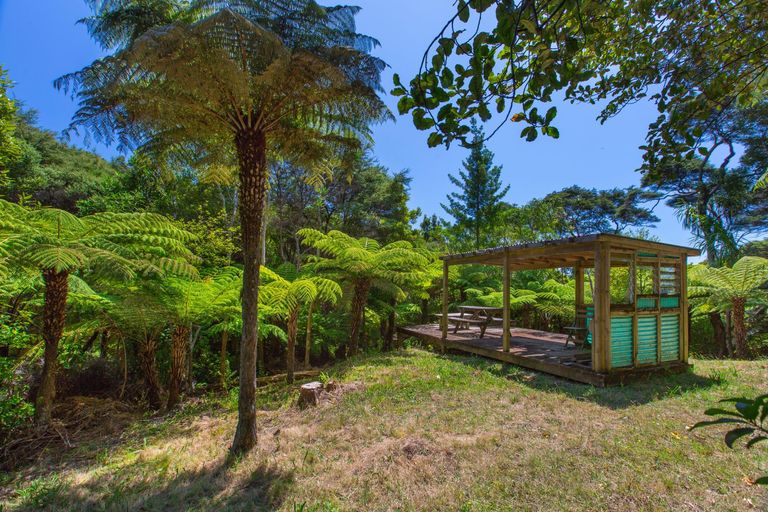 Photo of property in 22 Te Tuhi Road, Raglan, 3297